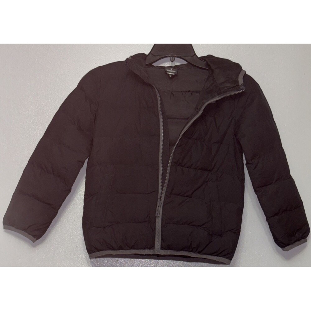 Under Armor Youth Boys Puffer Jacket With Good Black Size 7.